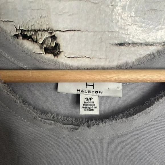 Halston gray tank top blouse size small - Picture 5 of 10